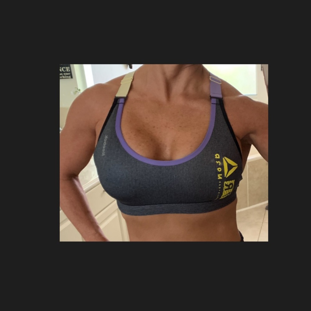 Reebok Spirts Bra with adjustable straps.